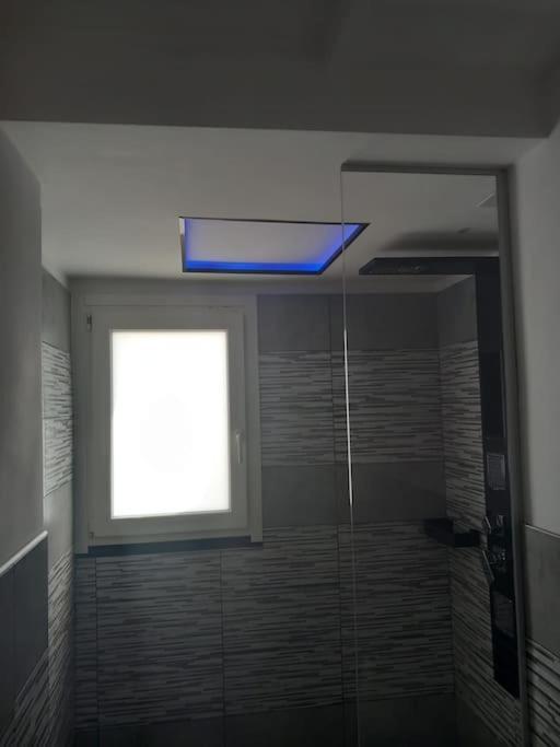 Chromotherapy Flat Monserrato Eksteriør billede